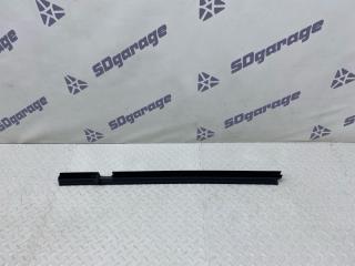 Запчасть уплотнитель стекла двери задний правый Volvo XC90 2019