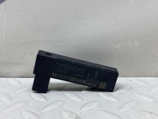 Запчасть антенна комфортного доступа Volvo XC90 2019