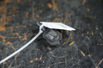 Запчасть датчик air bag двери BMW 5 2012