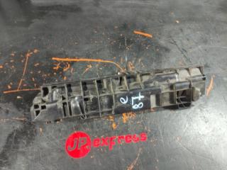 Кронштейн радиатора BMW 1 2005