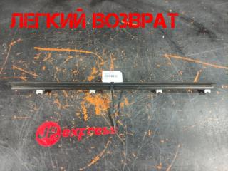 Уплотнитель стекла внутренний задний левый BMW 3 2013 контрактная Уплотнитель стекла внутренний задний левый BMW 3 2013