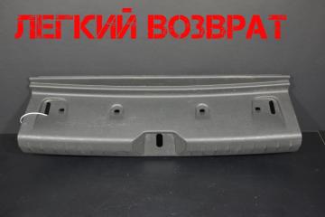 Накладка замка багажника BMW 1