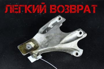 Кронштейн двигателя правый BMW 5