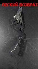 Петля капота задняя левая BMW X5 2008