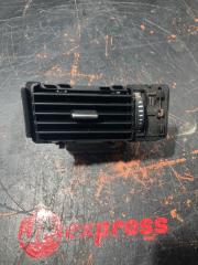 Дефлектор обдува передний правый Audi A6 2003