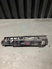 Кронштейн радиатора BMW 1 2005