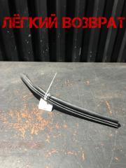 Уплотнитель капота боковой BMW 6