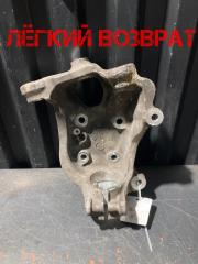 Кулак поворотный передний левый BMW 6