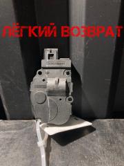 Сервопривод заслонок печки BMW X5 2008