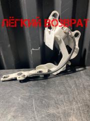 Петля капота левая BMW 1 2005