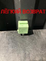 Фото запчасти реле топливного насоса BMW Б/У запчасть Запчасть реле топливного насоса BMW