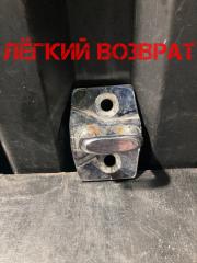 Запчасть клиновой фиксатор замка двери BMW