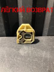 Кронштейн радиатора AUDI A3