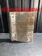 Защитный кожух правый SUBARU LEGACY