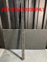 Уплотнитель стекла внутренний передний правый LAND ROVER RANGE ROVER 2006-2009 Б/У Уплотнитель стекла внутренний передний правый LAND ROVER RANGE ROVER 2006-2009