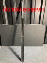 Уплотнитель стекла внутренний задний левый LAND ROVER RANGE ROVER 2002 Б/У Уплотнитель стекла внутренний задний левый LAND ROVER RANGE ROVER 2002