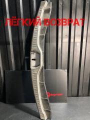 Накладка замка багажника Infiniti FX35 2004