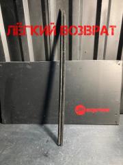 Уплотнитель стекла внутренний передний левый BMW 1 2013 Б/У Уплотнитель стекла внутренний передний левый BMW 1 2013