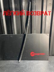 Молдинг стекла двери передний левый BMW 1 2013