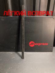 Уплотнитель стекла внутренний задний правый BMW X1 Б/У Уплотнитель стекла внутренний задний правый BMW X1