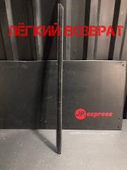 Уплотнитель стекла внутренний передний левый BMW X1 Б/У Уплотнитель стекла внутренний передний левый BMW X1