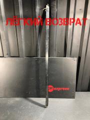 Молдинг лобового стекла правый MERCEDES-BENZ E-CLASS