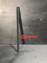 Уплотнитель стекла внутренний задний правый LAND ROVER RANGE ROVER SPORT 2007 контрактная Уплотнитель стекла внутренний задний правый LAND ROVER RANGE ROVER SPORT 2007