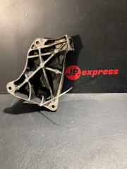 Кронштейн опоры двигателя левый BMW 5 2013