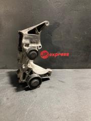 Кронштейн компрессора кондиционера BMW 3 2008