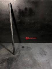 Уплотнитель стекла внутренний передний левый LAND ROVER RANGE ROVER SPORT 2007 контрактная Уплотнитель стекла внутренний передний левый LAND ROVER RANGE ROVER SPORT 2007