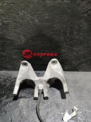 Кронштейн КПП BMW 6 2012