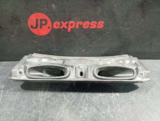 Воздухозаборник BMW X1 2011