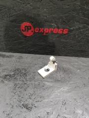 Петли двери передние правые BMW 5 2005