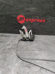 Захватный крюк капота правый BMW 6 2012