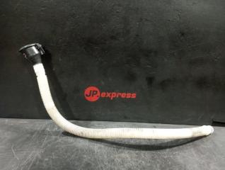 Заливная горловина BMW 3 2010