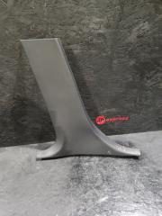 Обшивка средней стойки левая BMW X1 2011