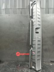 Накладка замка багажника BMW X1 2011