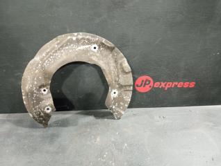 Защитный кожух тормозного диска передний правый BMW 1 2010