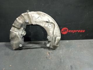 Защитный кожух тормозного диска передний правый BMW 5 2009