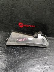 Пластик под капотом BMW 3 2012