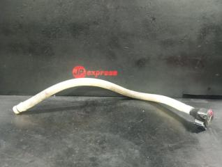 Заливная горловина BMW 1 2008