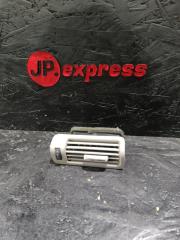 Дефлектор воздушный правый Audi Q7 2007