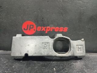 Уплотнитель передний правый BMW 1 2008