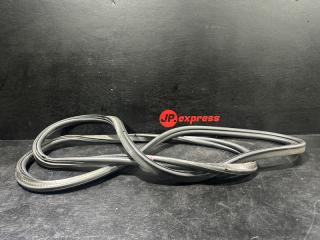 Уплотнитель багажной двери BMW 5 2012