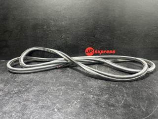 Уплотнитель багажной двери BMW 5 2005