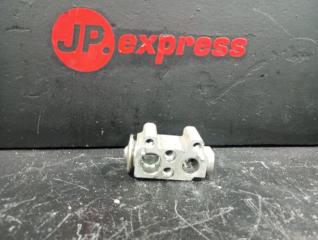 Клапан кондиционера BMW 1 2010