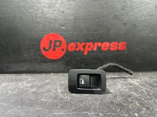 Кнопка стеклоподъемника задняя BMW 1 2015