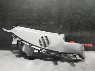 Накладка багажника правая BMW 1 2007