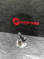 Захватный крюк капота BMW 5 2007