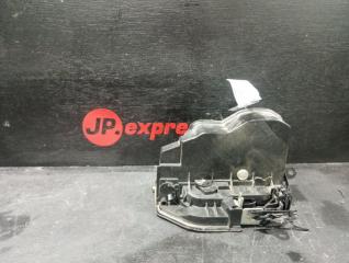 Замок двери задний правый BMW 1 2008